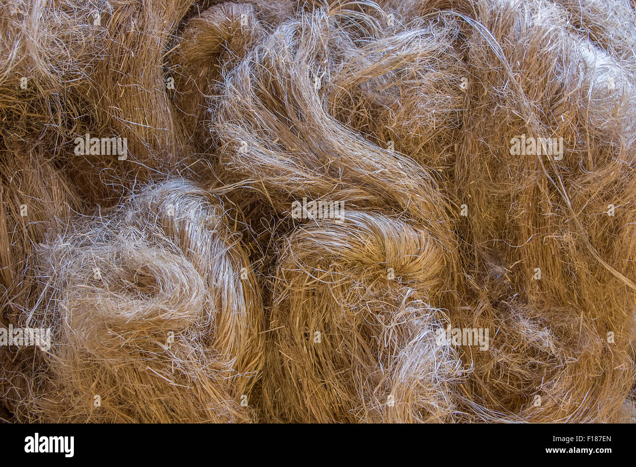 Hintergrund von rohem Leinen Faden oder Garn Detail. Stockfoto