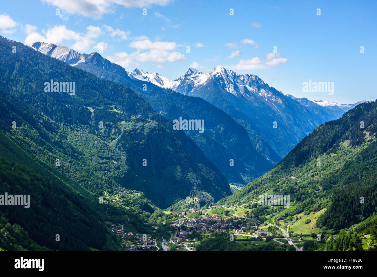 Aussicht vom San Bernardino Pass, Schweiz Stockfoto
