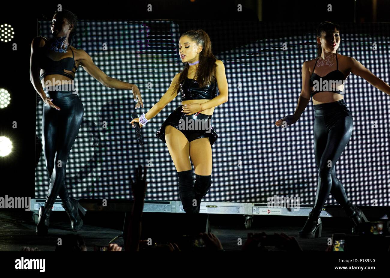 Die 29. jährliche Tanz auf dem Pier 26 in New York City mit: Ariana Grande wo: New York City, New York, Vereinigte Staaten, wann: 28. Juni 2015 Stockfoto