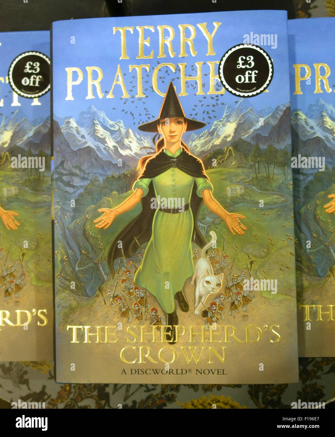 Der Hirte Krone von Terry Pratchett in London Buchladen Stockfoto