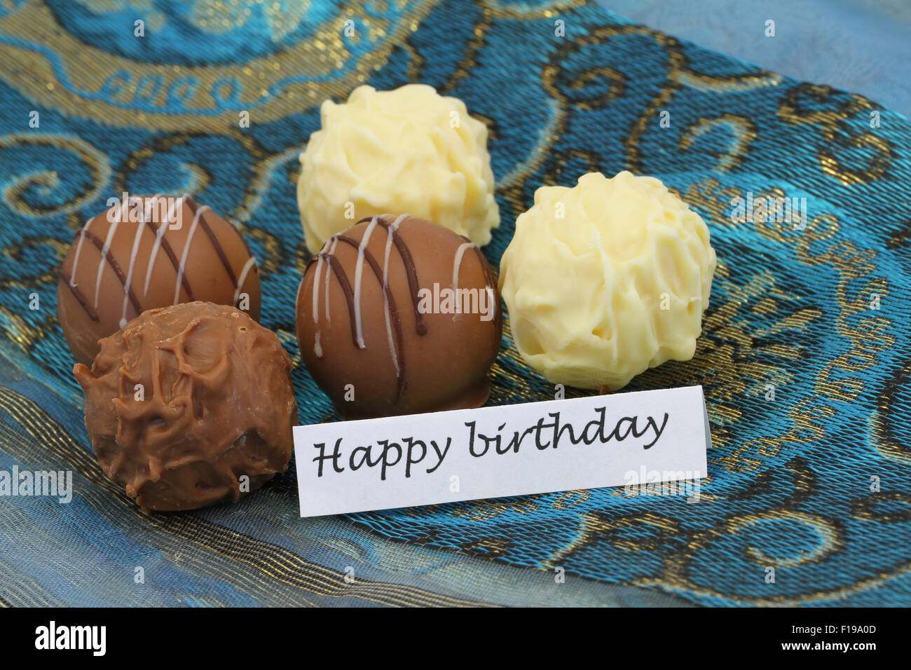 Alles Gute zum Geburtstagskarte mit Pralinen, Trüffel und Pralinen