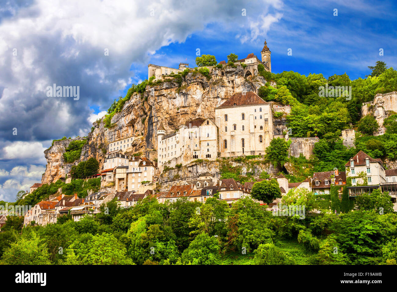 Rocamadour - beeindruckende mittelalterliche Dorf und Schloss in Frankreich, touristische Attraktion Stockfoto