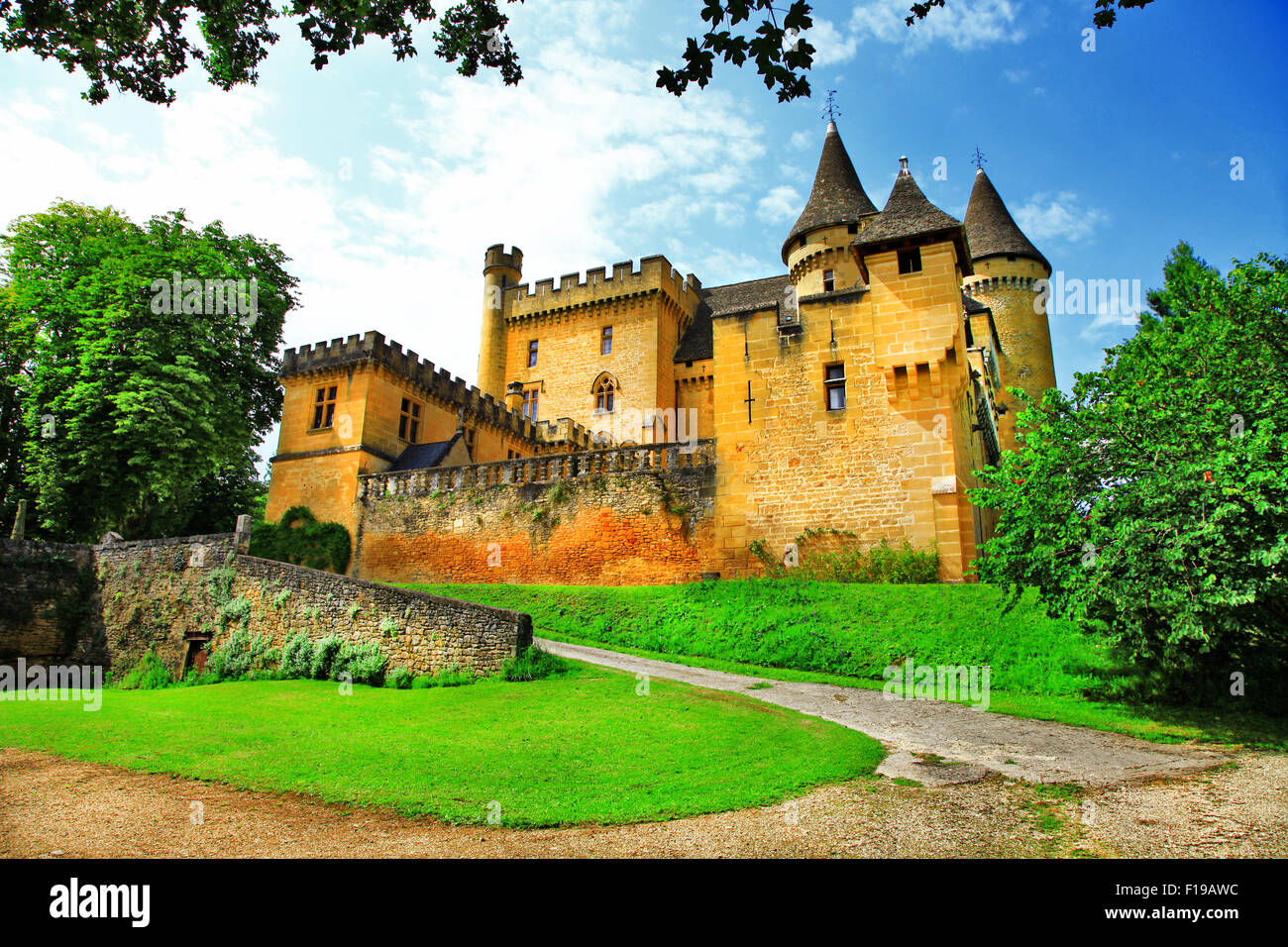 Lebenshaltungen mittelalterlichen Schlösser von Frankreich - Puimartin in Dordogne region Stockfoto