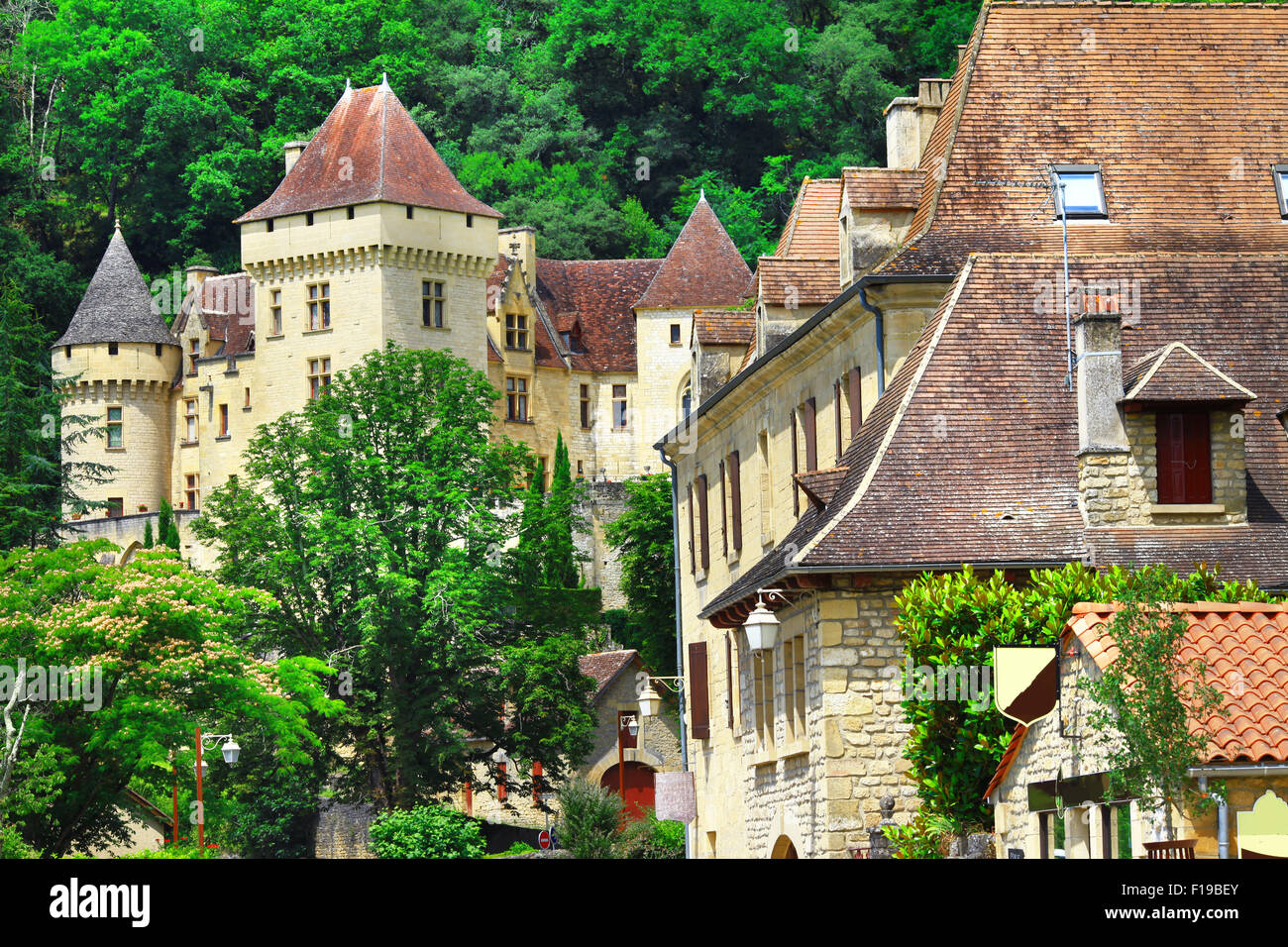 La Roque-Gageac in Dordogne Aquitanien - eines der schönsten Dörfer Frankreichs Stockfoto