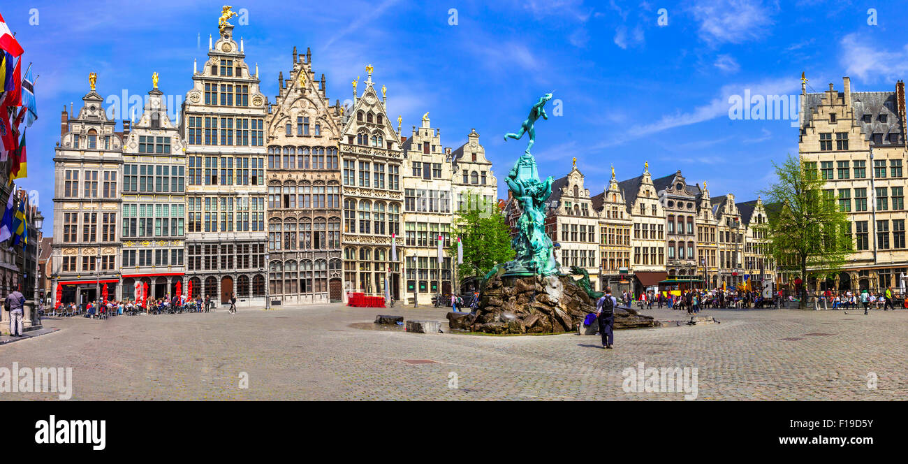 schöne traditionelle flämische Architektur im Zentrum von Antwerpen, Belgien Stockfoto