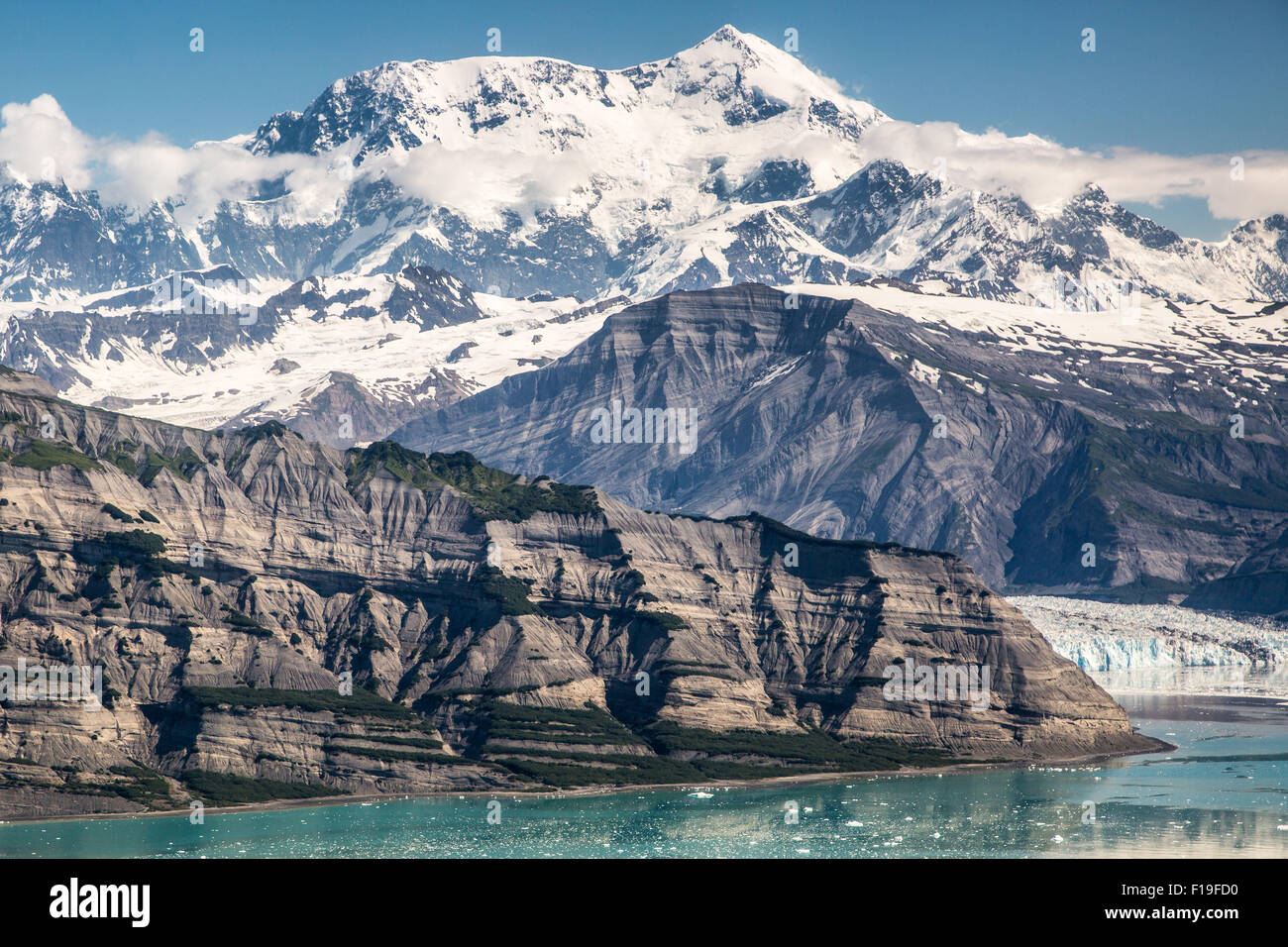 Eisigen Bucht mit Mt. St. Elias im Wrangell St. Elias National Park 21. Juli 2015 in Alaska. Stockfoto