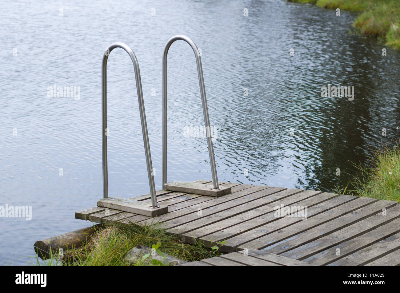 Kleine holzleiter Fotos und Bildmaterial in hoher Auflösung Alamy