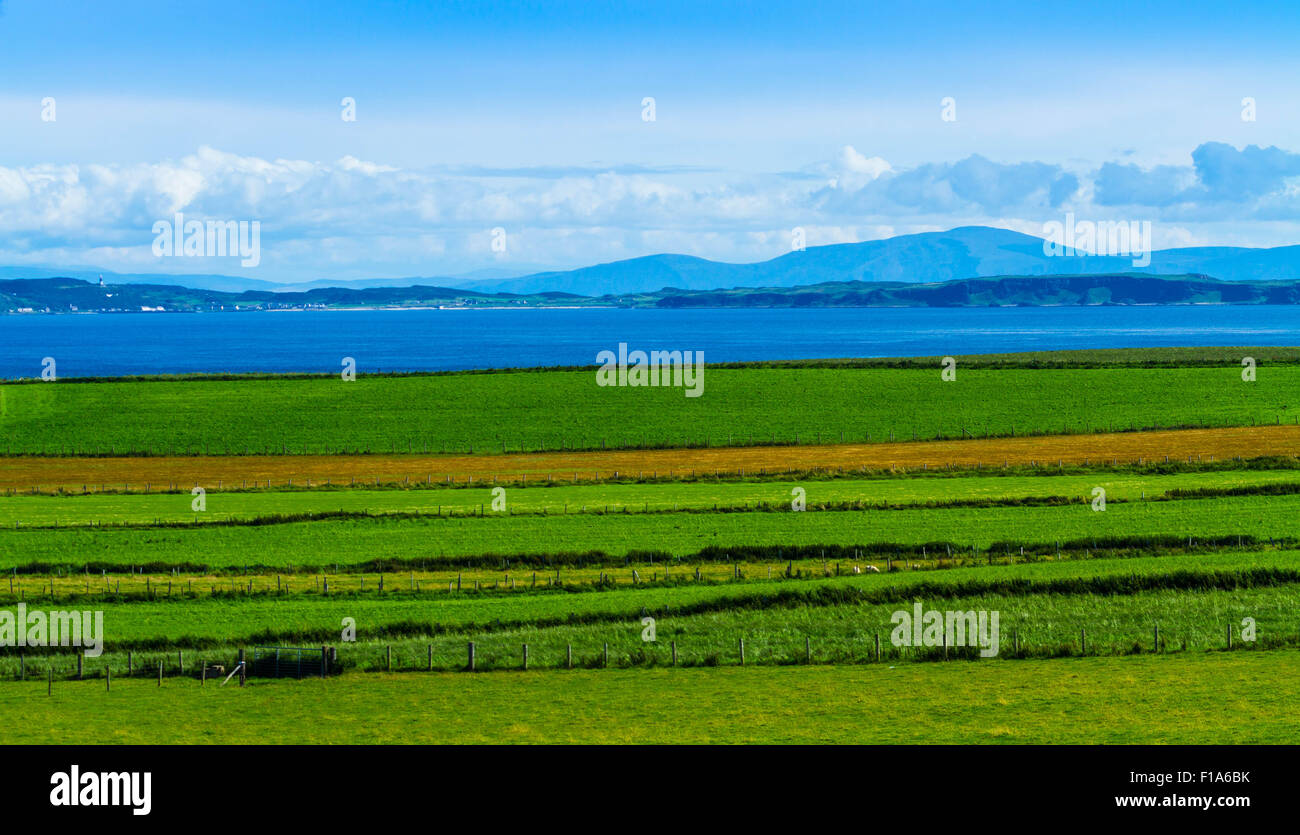 Rathlin Island und Mull of Kintyre von Ballintoy Co Antrim N Irland Stockfoto