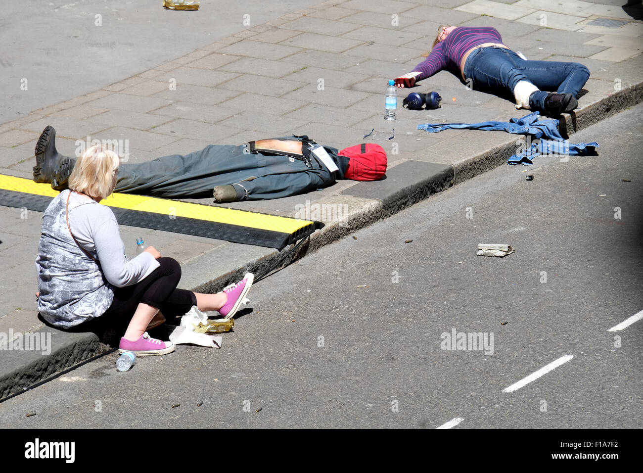 Eine große Übung zum Testen der Rettungsdienste und staatliche Reaktion auf einen Terroranschlag benannt Betrieb starke Tower.outside der stillgelegten u-Bahnstation Aldwych in Surrey Street, WC2 Featuring: Aussicht, Atmosphäre wo: London, Vereinigtes Königreich bei: 30. Juni 2015 Stockfoto