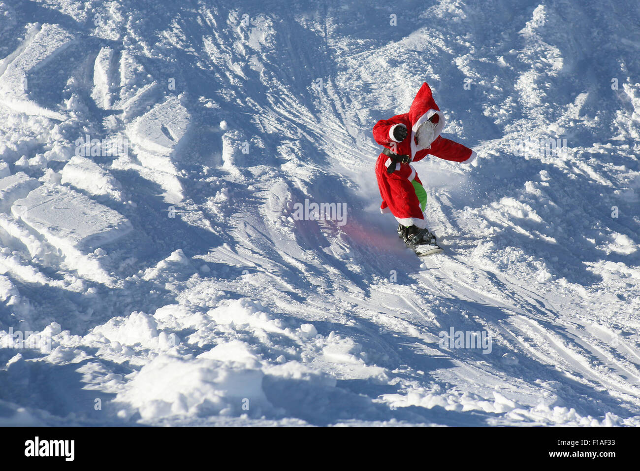 Startstelle, Österreich, Santa Snowboard Stockfoto