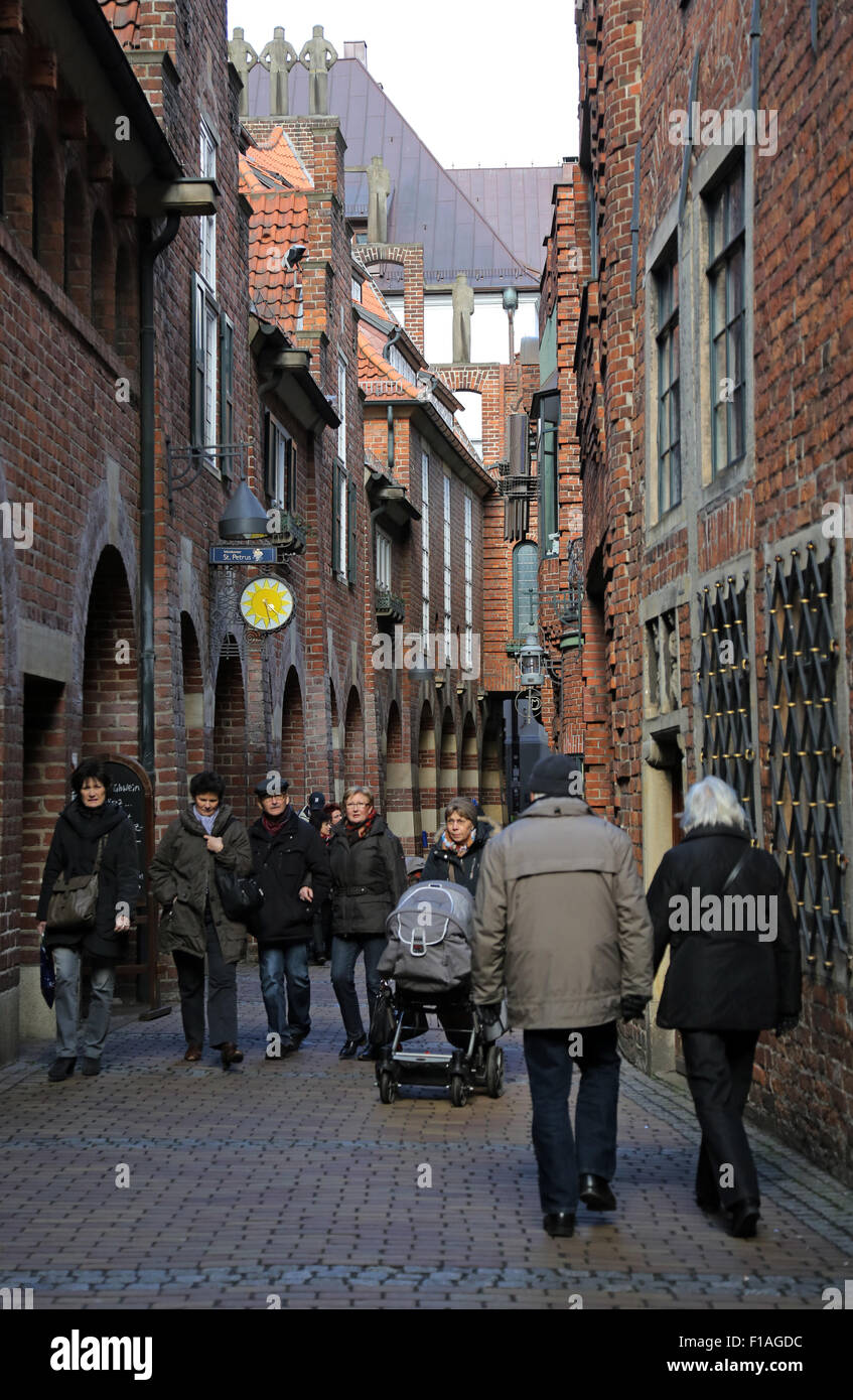 Bremen, Deutschland, Menschen in der Boettcherstrasse Stockfoto
