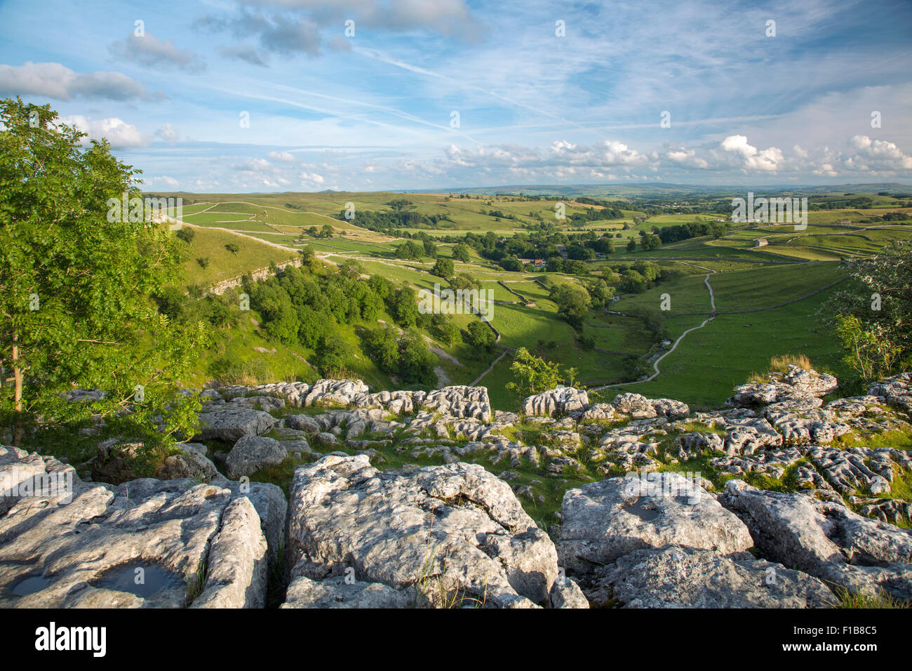 Ansicht von oben von Malham Cove Malhamdale Yorkshire Dales Stockfoto