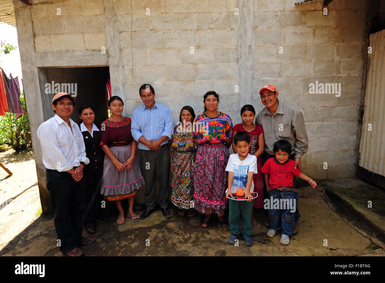 Guatemala, Chimaltenango, Familienfoto Stockfoto