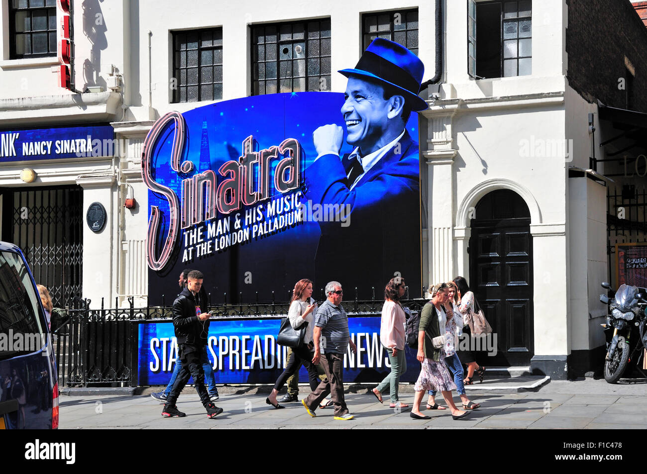 London, England, Vereinigtes Königreich. "Sinatra" at the London Palladium, Argyll Street. August 2015 Stockfoto
