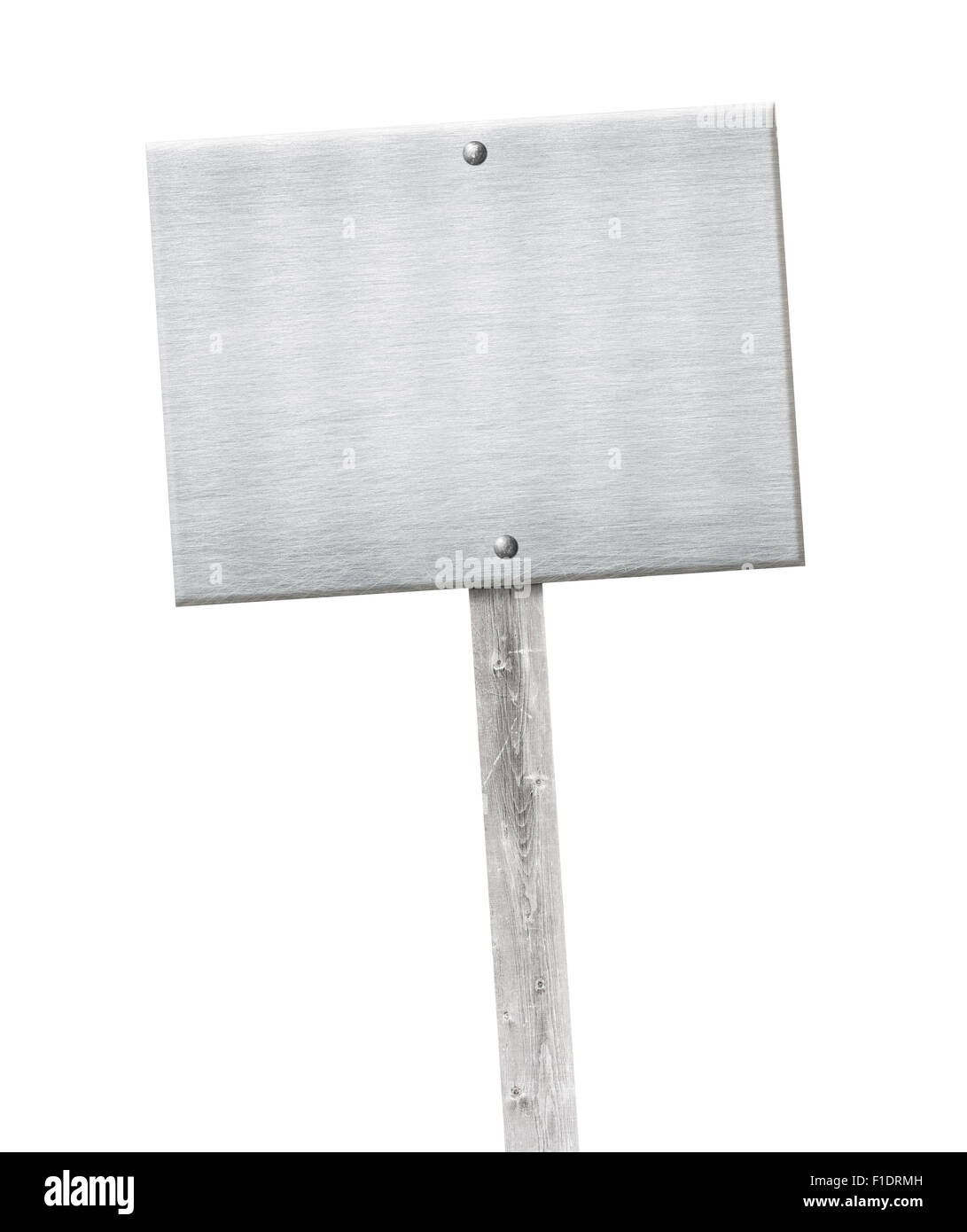 Aluminium Metall Platte genagelt auf grauen Holzstab oder banner Stockfoto