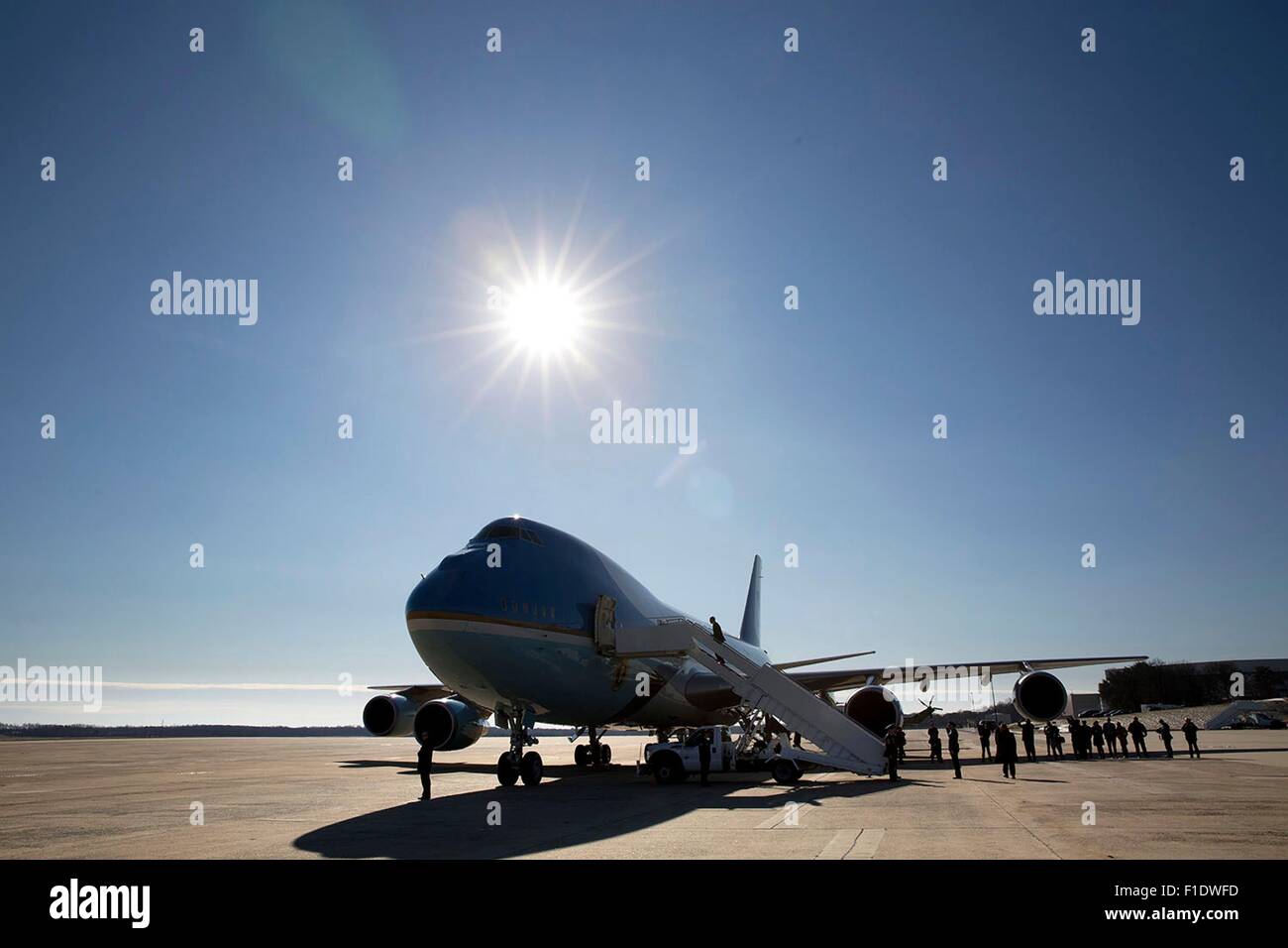 US-Präsident Barack Obama Platinen Air Force One in gemeinsame Basis Andrews für die Ausreise nach Knoxville 9. Januar 2015 in Landover, Maryland. Stockfoto