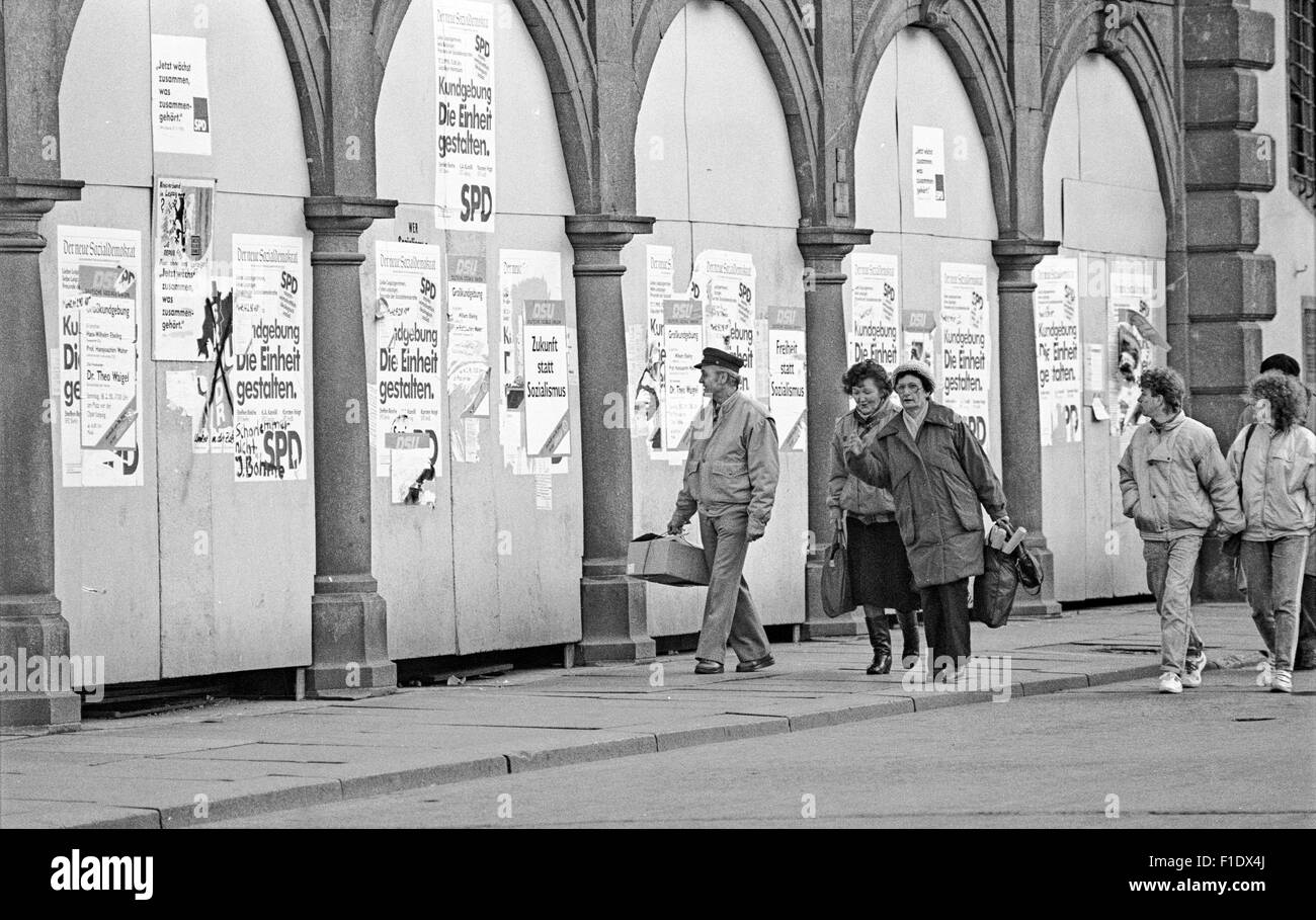 Wahlkampf in der ehemaligen DDR nach dem Fall der Mauer, die Ost - West-deutschen Grenze, Stockfoto
