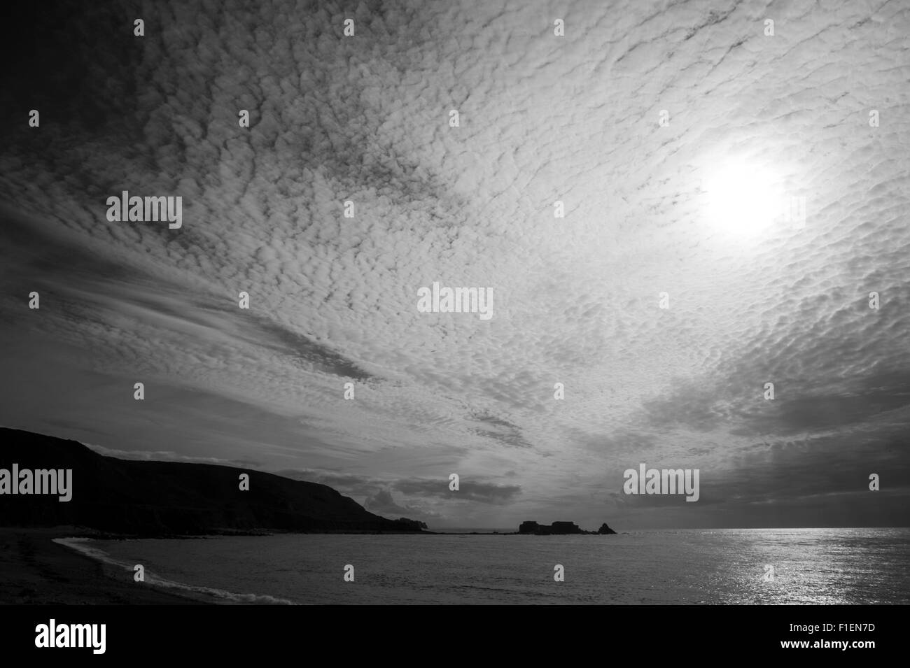 Fort Clonque auf den Kanal Insel Alderney (monochrom) Stockfoto