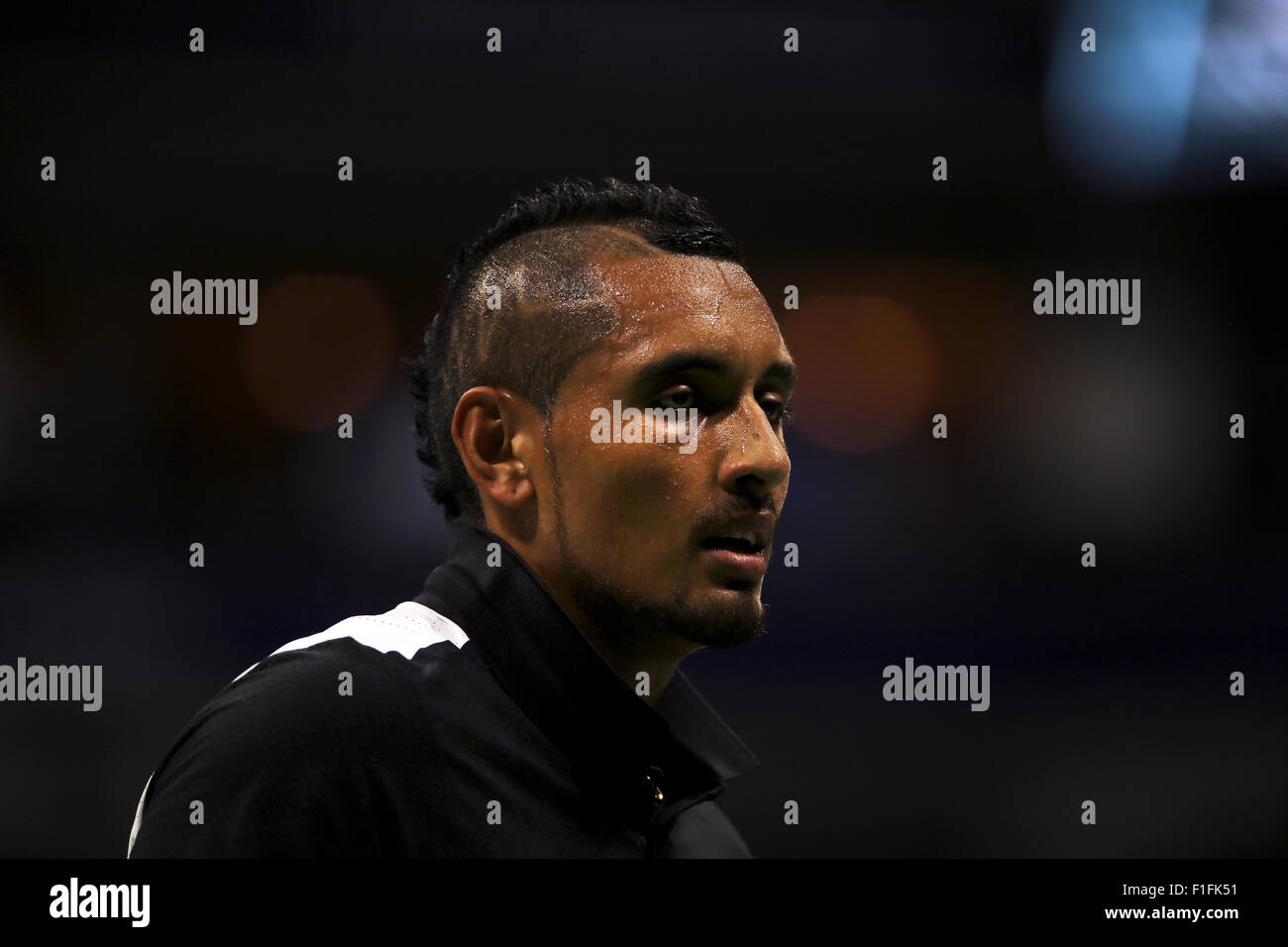 New York, USA. 01. Sep, 2015. Australiens Nick Krygios zwischen Punkten in seiner ersten Vorrundenspiel gegen Andy Murray bei den US Open in Flushing Meadows, New York auf 1. September 2015. Bildnachweis: Adam Stoltman/Alamy Live-Nachrichten Stockfoto