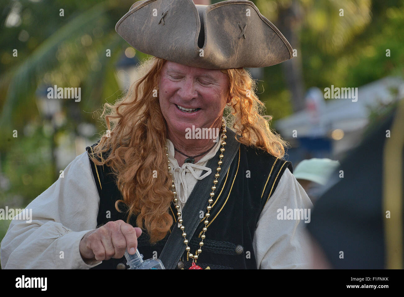 Verkleidet als Piraten, Menschen feiern Mel Fisher Tage in Key West Florida USA Stockfoto