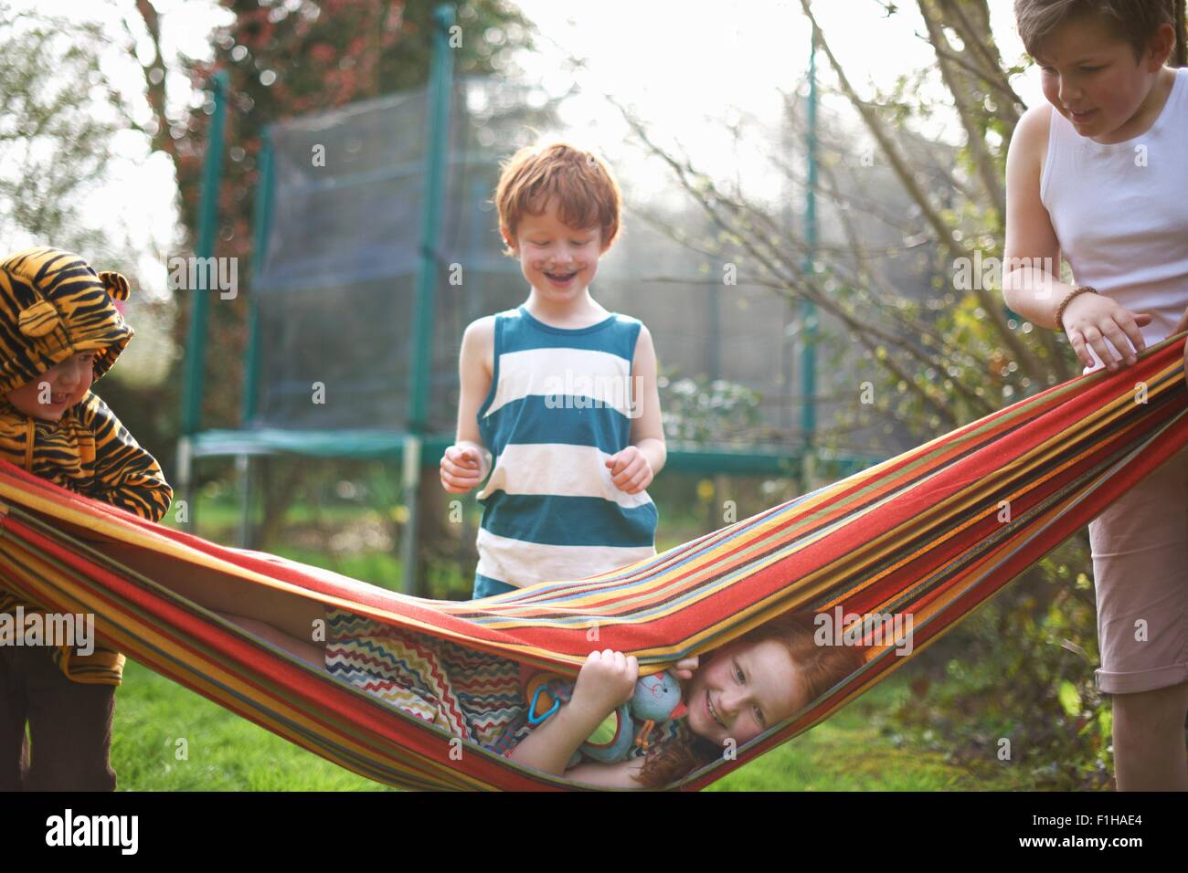 Junge Kinder Stockfotos und bilder Kaufen Alamy