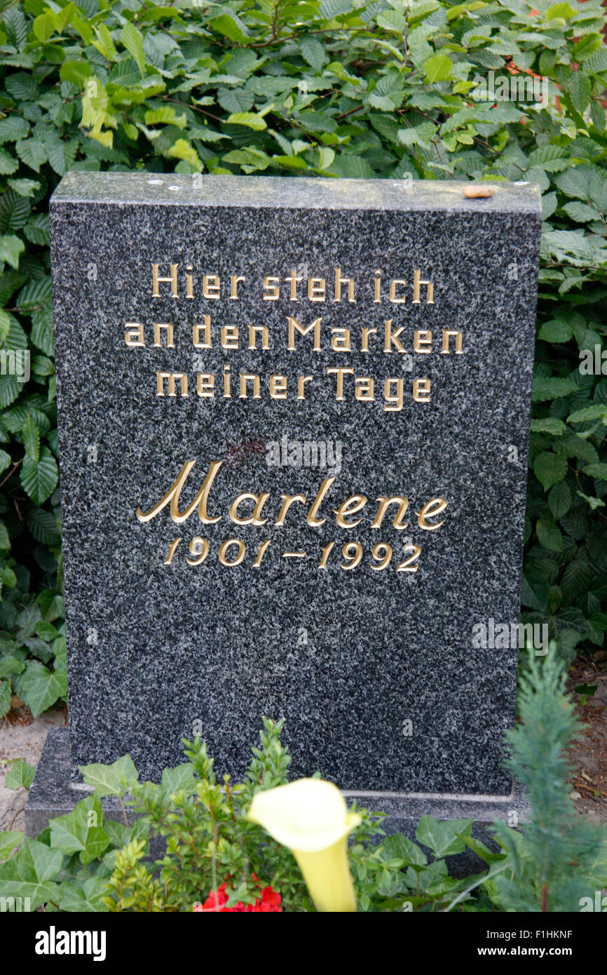Grab von Marlene Dietrich, Friedhof, Serlin-Steglitz. Stockfoto