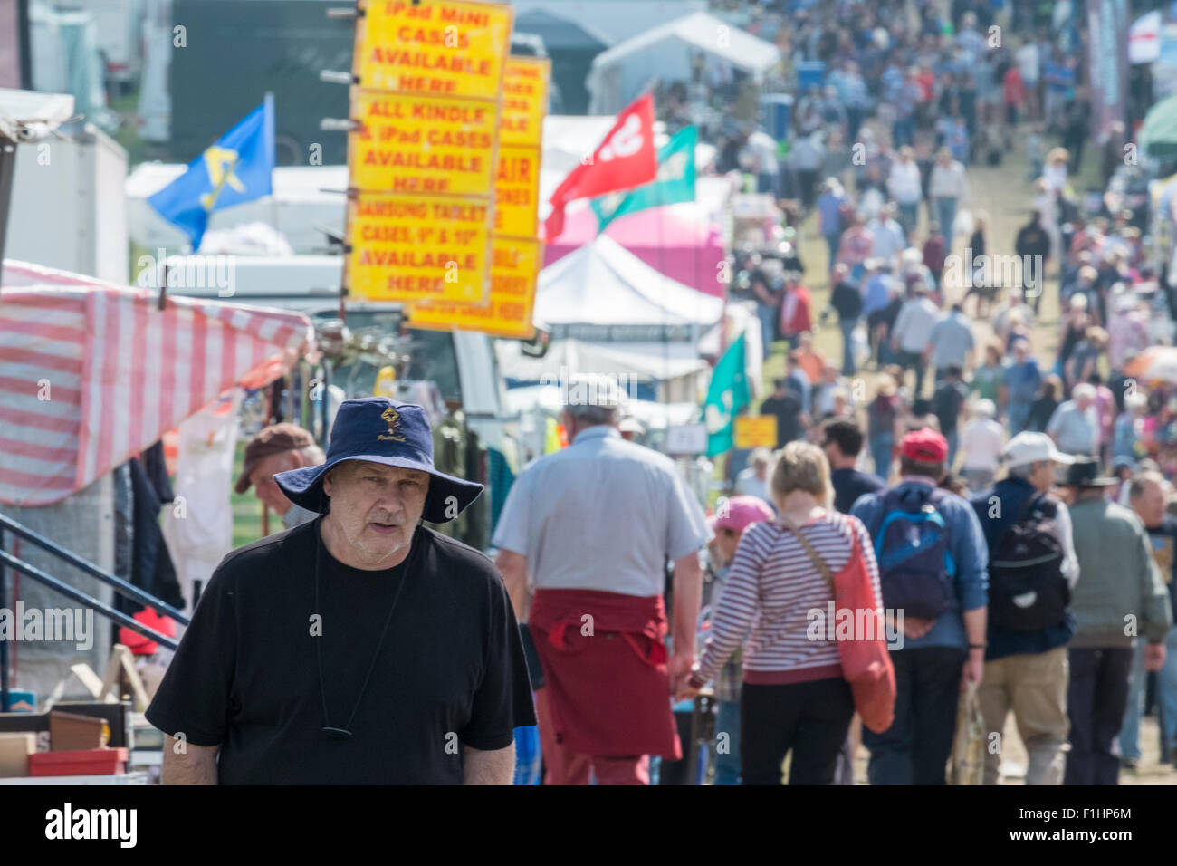 Tarrant Hinton, Blandford Form, UK.  2. September 2015. 1000 von Menschen besuchen die Great Dorset Steam Fair. Diese englische Messe ist traditionell im Dorf Tarrant Hinton, in der Nähe von Blandford Forum im Herzen der wunderschönen Dorset Landschaft statt. Bildnachweis: Paul Chambers/Alamy Live-Nachrichten Stockfoto