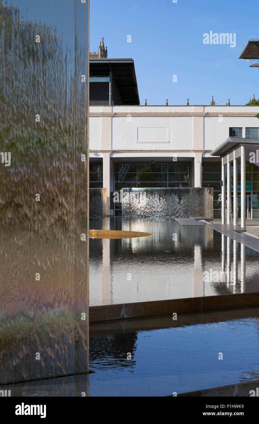 Moderne Skulptur im Hafen von Bristol, Bristol Stockfoto