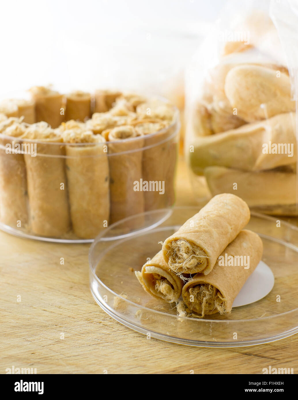 Tong Muan, gerollte Waffeln, ein traditionelles Dessert in Thailand Stockfoto