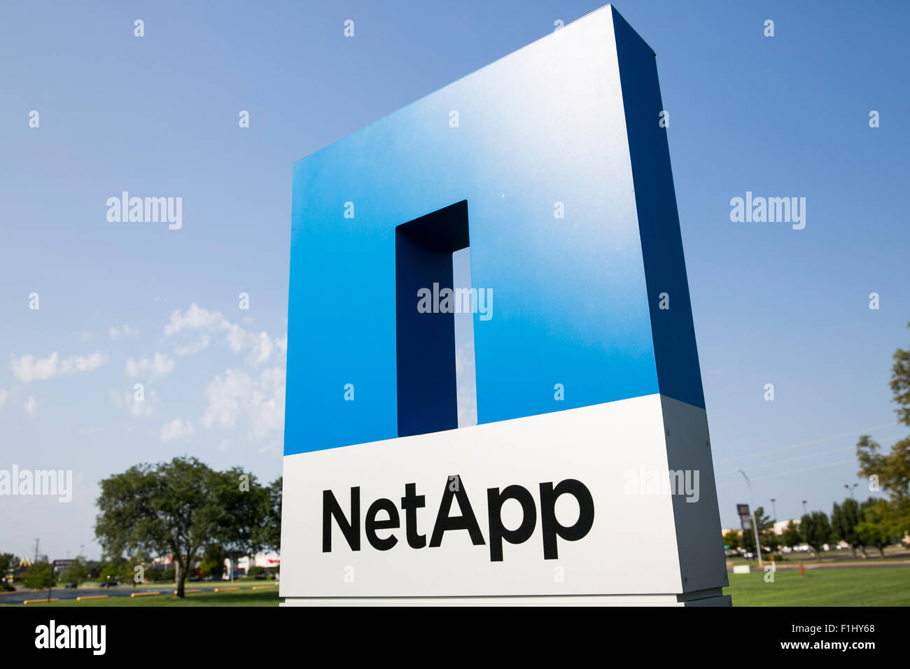 Ein Logo Zeichen außerhalb einer Einrichtung, die von NetApp, Inc., in Wichita, Kansas, am 22. August 2015 besetzt. Stockfoto