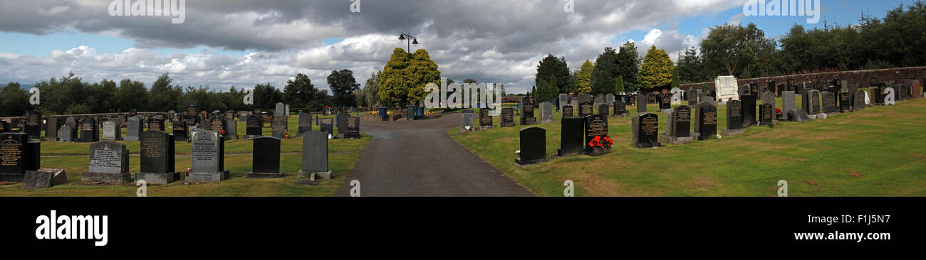 Breite Schuss des Pfades zur Gedenkstätte Lockerbie PA103 im Sommer, Schottland, UK Stockfoto