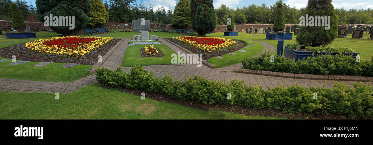 Breite Schuss von Lockerbie PA103 Denkmal mit den Namen der Toten, in Sommer, Schottland, UK Stockfoto