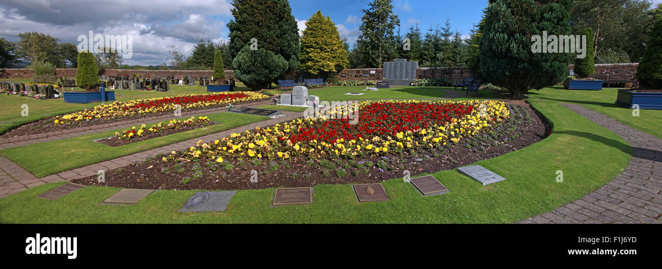 Breite Schuss von Lockerbie PA103 Denkmal mit den Namen der Toten, in Sommer, Schottland, UK Stockfoto