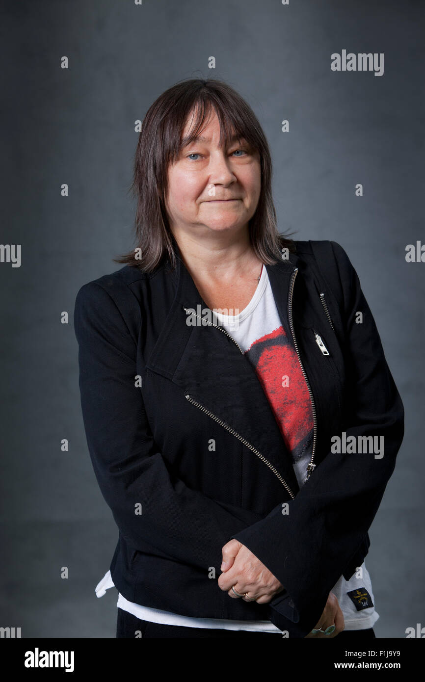 Ali Smith, der schottische Autor und Schriftsteller auf dem Edinburgh International Book Festival 2015. Edinburgh, Schottland. 15. August 2015 Stockfoto