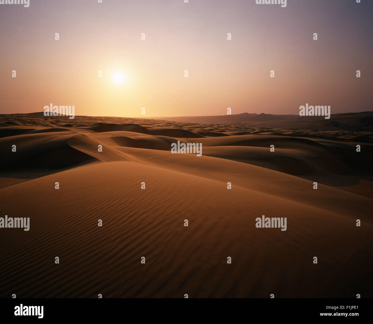 Übersicht über Sanddünen am Sonnenuntergang Namib-Wüste, Kunene Region, Namibia, Afrika Stockfoto