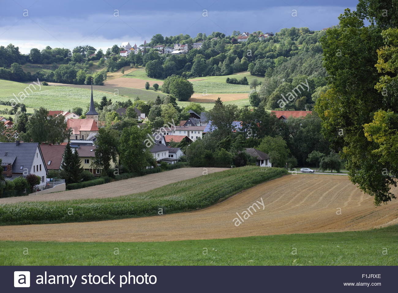 Ein Blick auf ein deutsches Dorf in der Nähe von Coburg in Bayern Stockfoto
