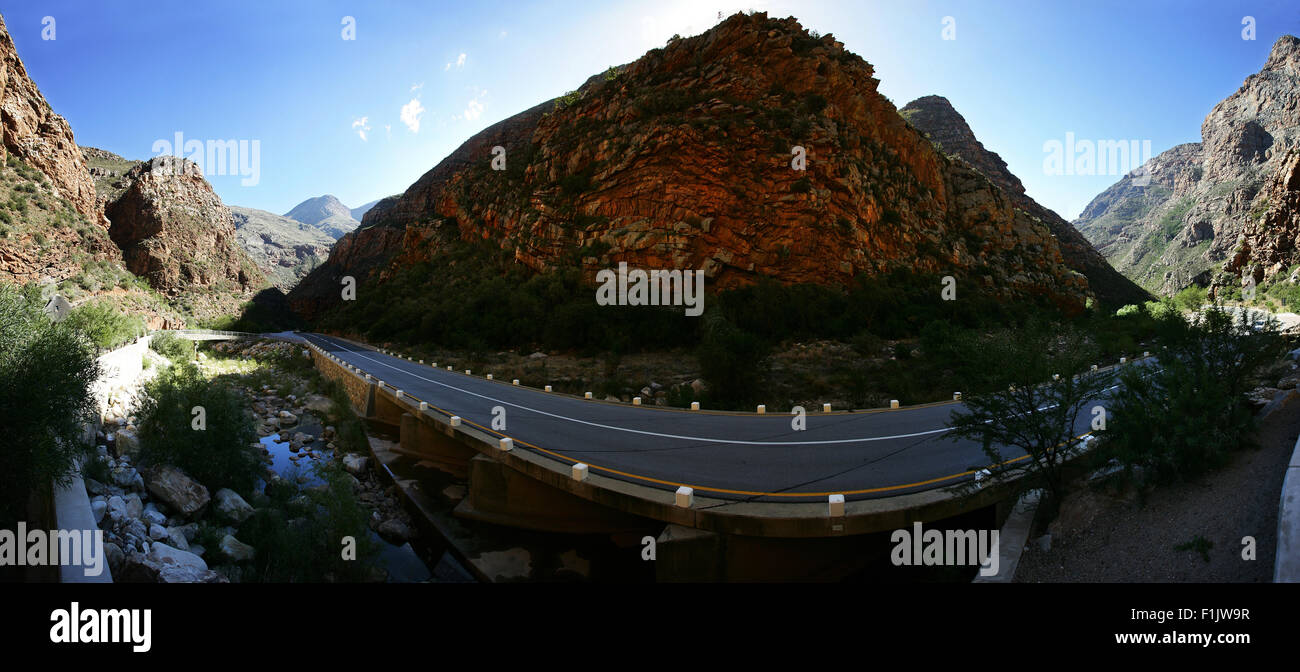 Panoramastraße Szene mit Berg. Meiringspoort, Südafrika. Stockfoto