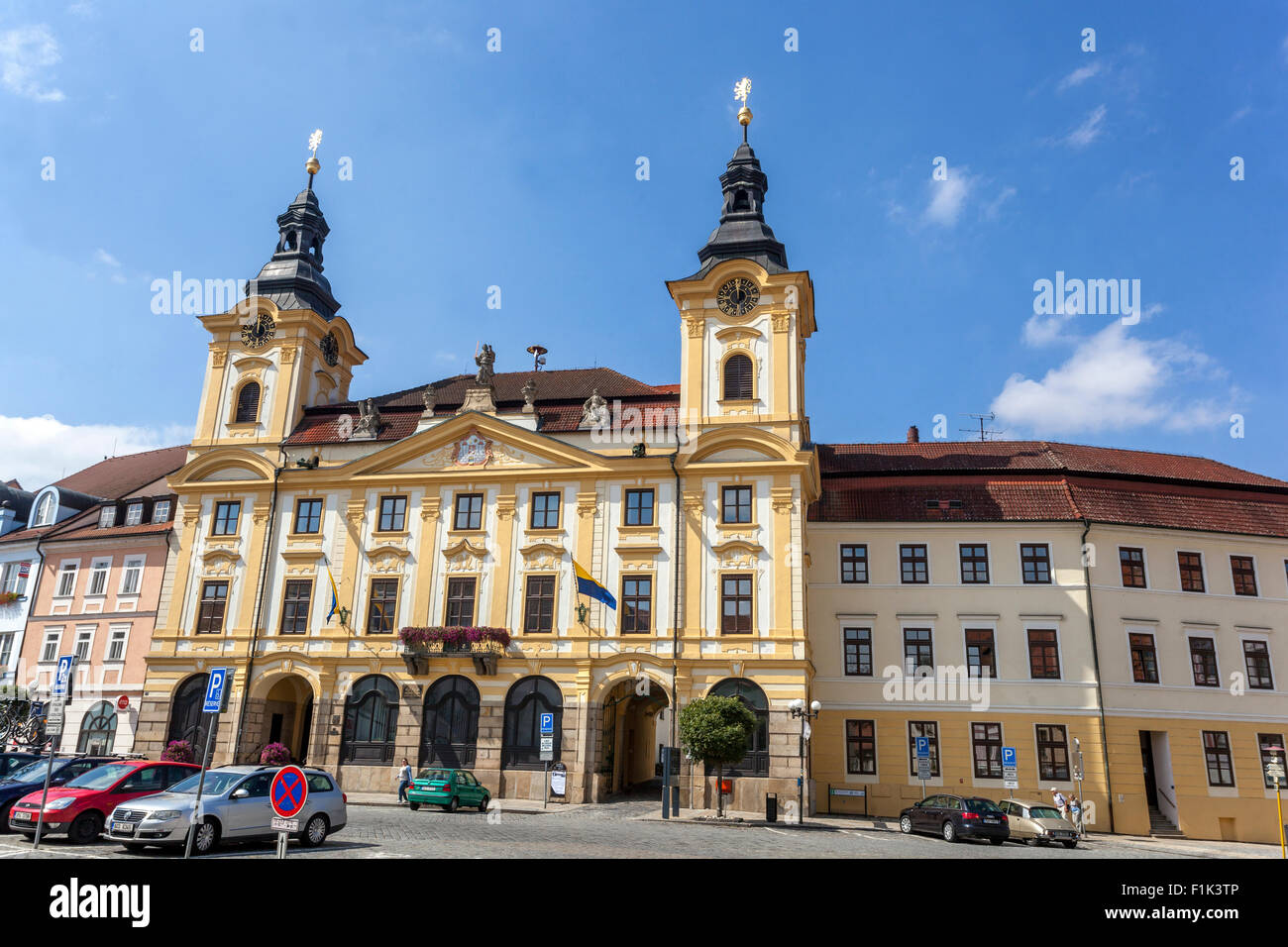 Rathaus, Hauptplatz, Pisek in Südböhmen, Tschechien, Europa Stockfoto