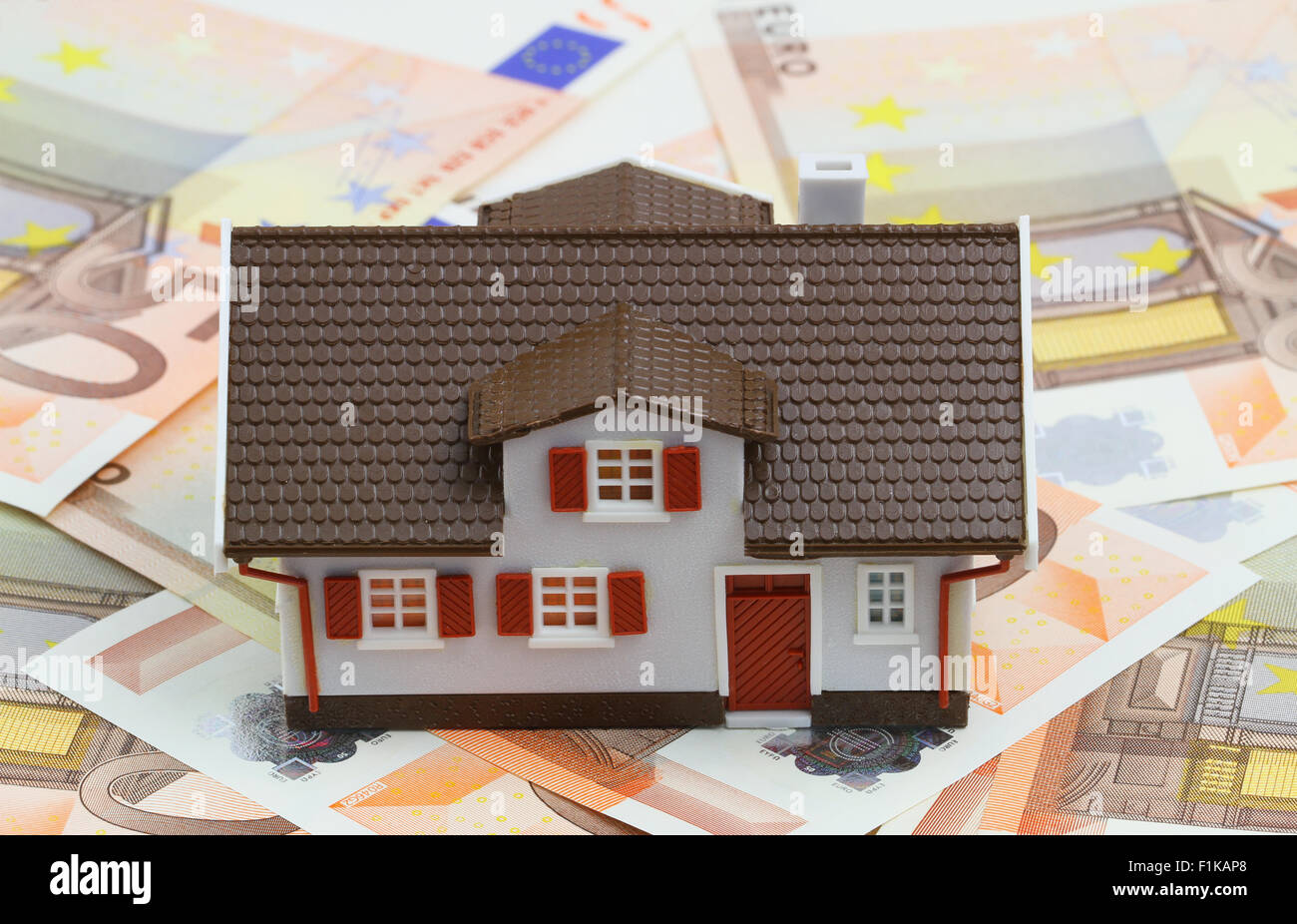 Haus am EURO-Banknoten Stockfoto