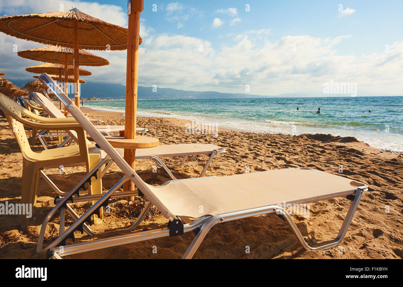 Sommer in Griechenland, Landschaft Blick vom Strand, Stavros Stadt. Stockfoto