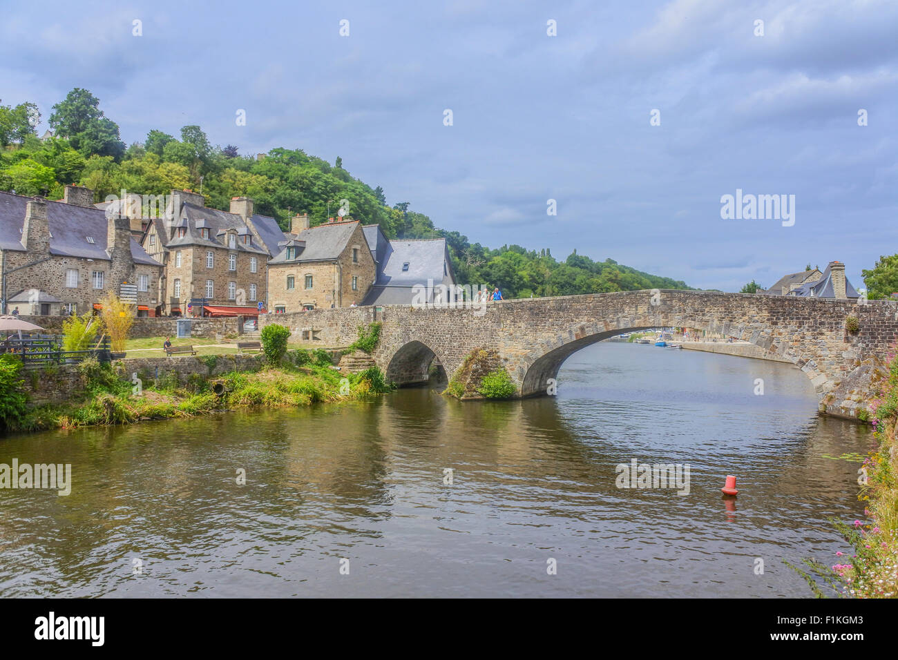 Port de Dinan auf der Rance, Dinan, Bretagne, Frankreich Stockfoto