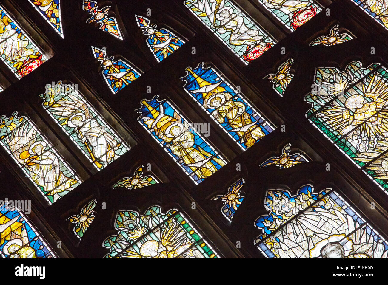 Teil einer großen Glasfenster in Southwell Minster, Southwell, Nottingham, England. Stockfoto