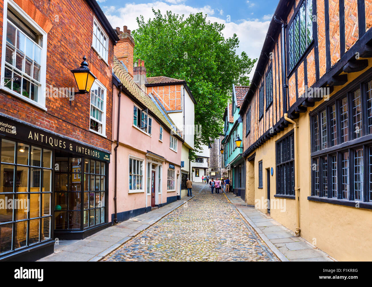 Historic Elm Hill in der alten Stadt, Norwich, Norfolk, England, UK Stockfoto