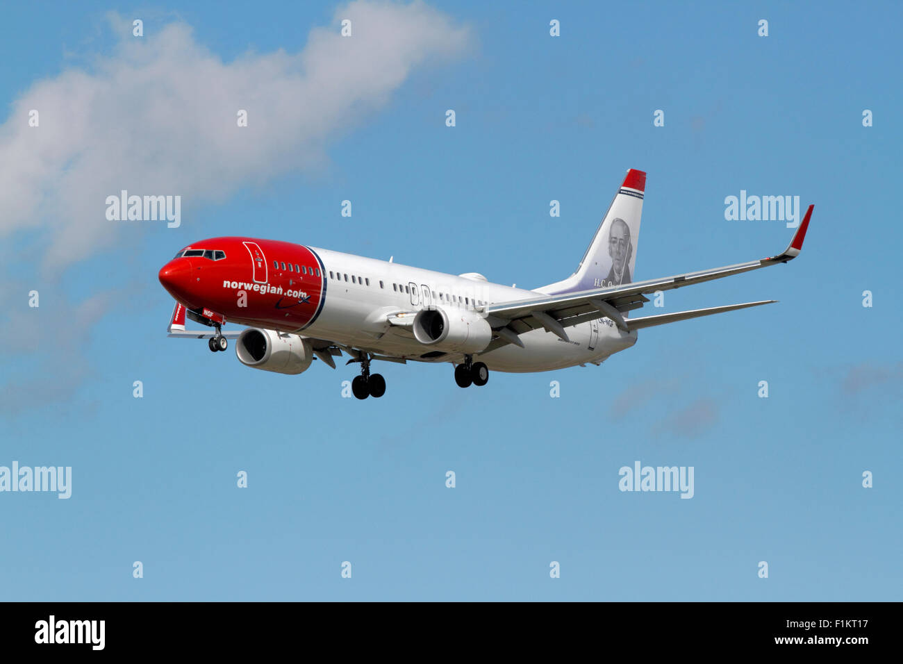 Norwegisch, Boeing 737-800, LN-NGF, Flug DY3197 aus Stockholm, Schweden, im Endanflug nach Flughafen Kopenhagen, Kopenhagen, Dänemark Stockfoto