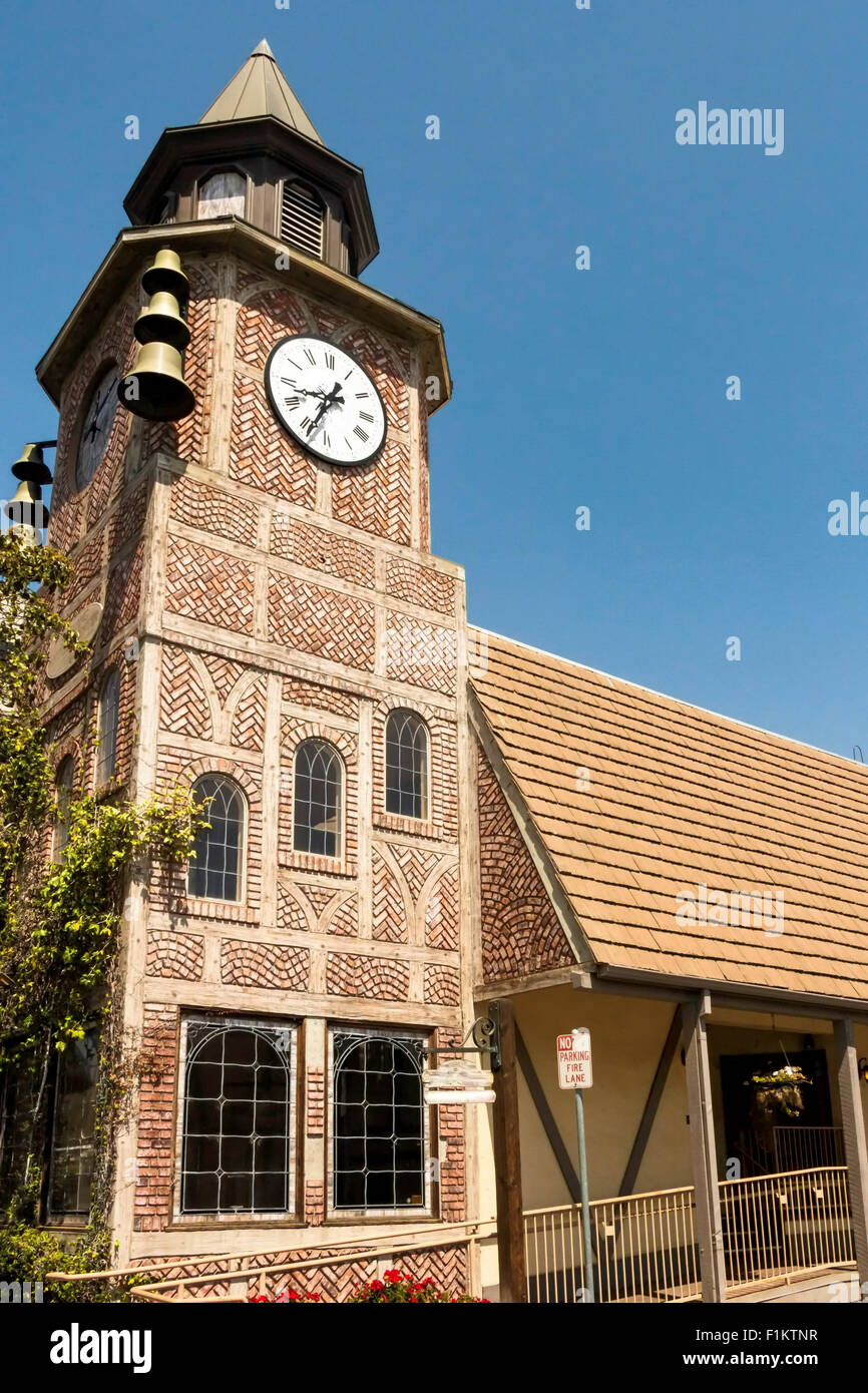 Clock Tower und Glockenspiel in Solvang Stockfoto