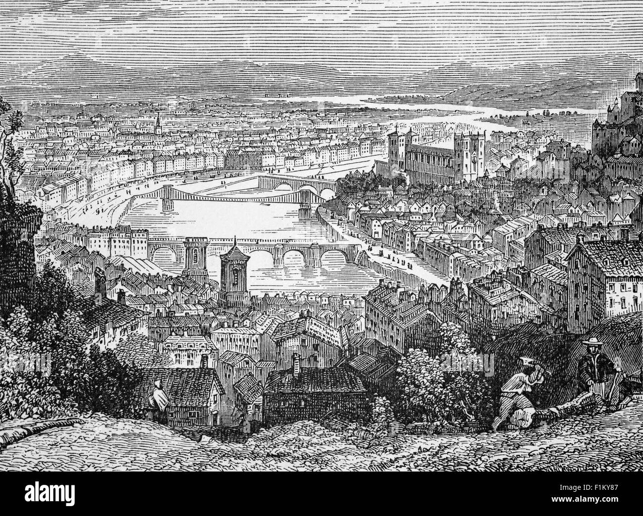 Eine Ansicht von Lyon aus dem 19. Jahrhundert in der Region Rhône-Alpes in Frankreich. Im 19. Jahrhundert wurde die Stadt zu einer bedeutenden Industriestadt. 1831 und 1834 veranstalteten die Canuts (Seidenarbeiter) von Lyon zwei große Aufstände für bessere Arbeitsbedingungen und Bezahlung. 1862 wurde das erste von Lyons umfangreichem Netz von Standseilbahnen in Betrieb genommen. Stockfoto