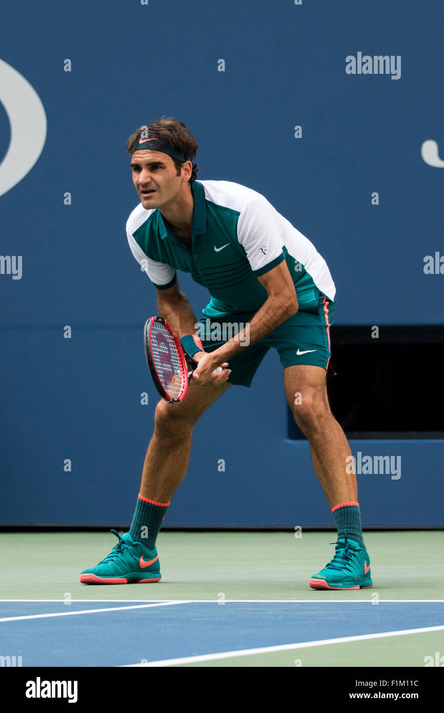 Roger Federer (SUI) im Wettbewerb bei den 2015 US Open Tennis Stockfoto