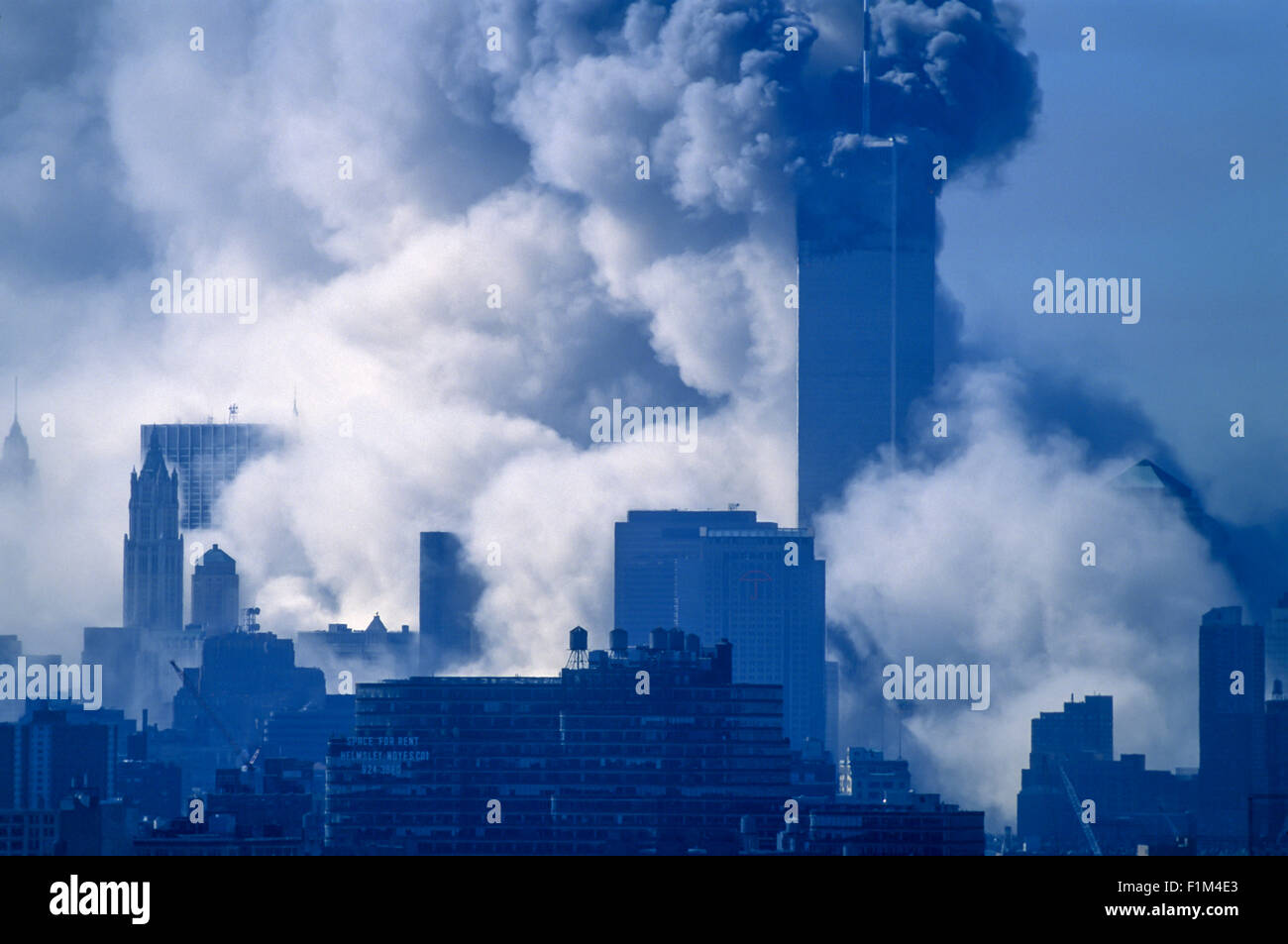 Historische 11. SEPTEMBER 2001 WORLD TRADE CENTER ANGRIFF NEW YORK CITY USA SOUTH TOWER ZUSAMMENBRUCH 9,59 BIN Stockfoto