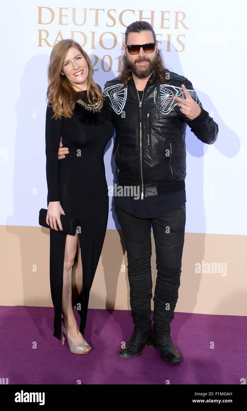 Hamburg, Deutschland. 3. Sep 2015. Sänger Rea Garvey und seine