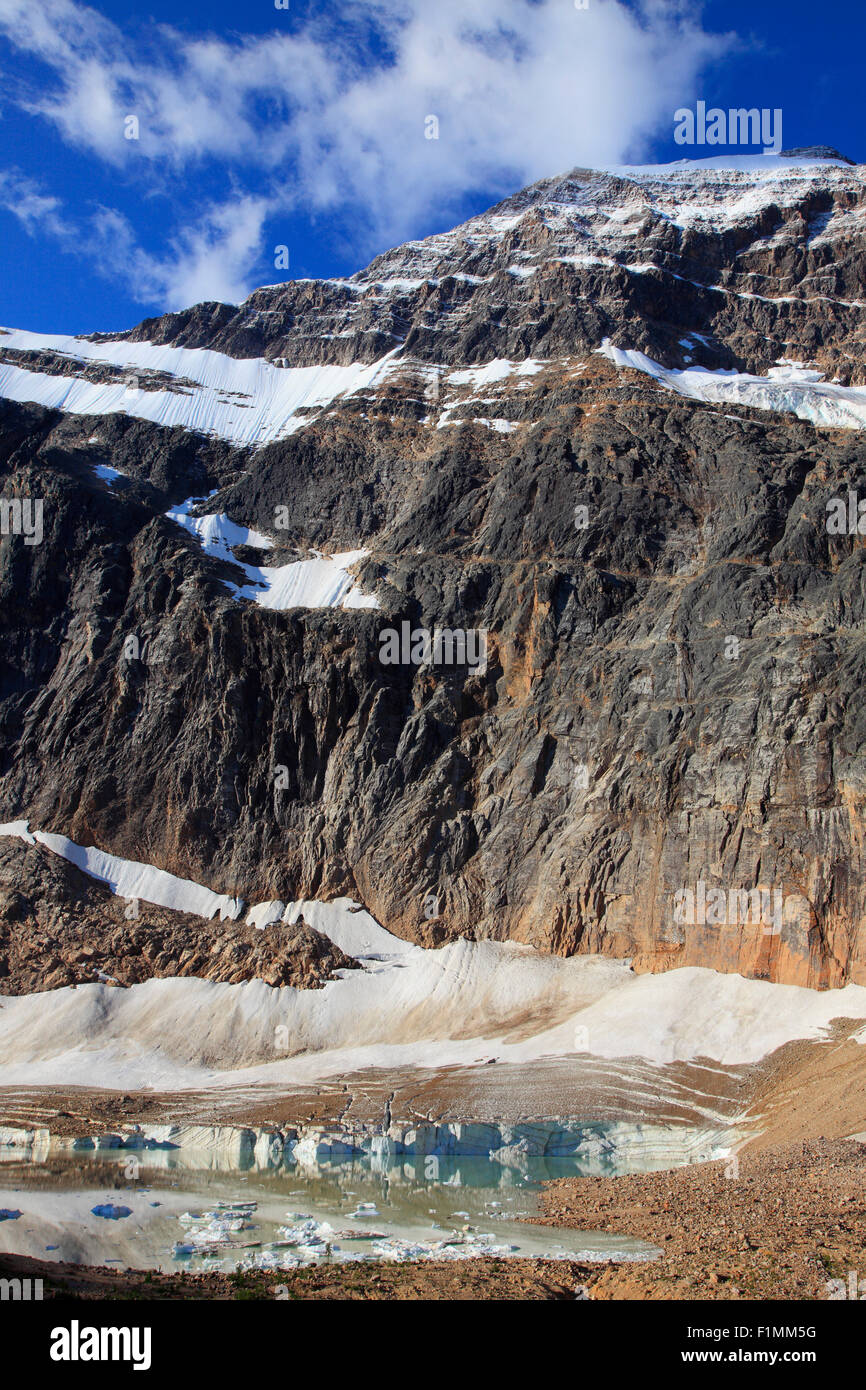 Kanada, Alberta, Jasper-Nationalpark, Mount Edith Cavell, Gletschersee, Stockfoto